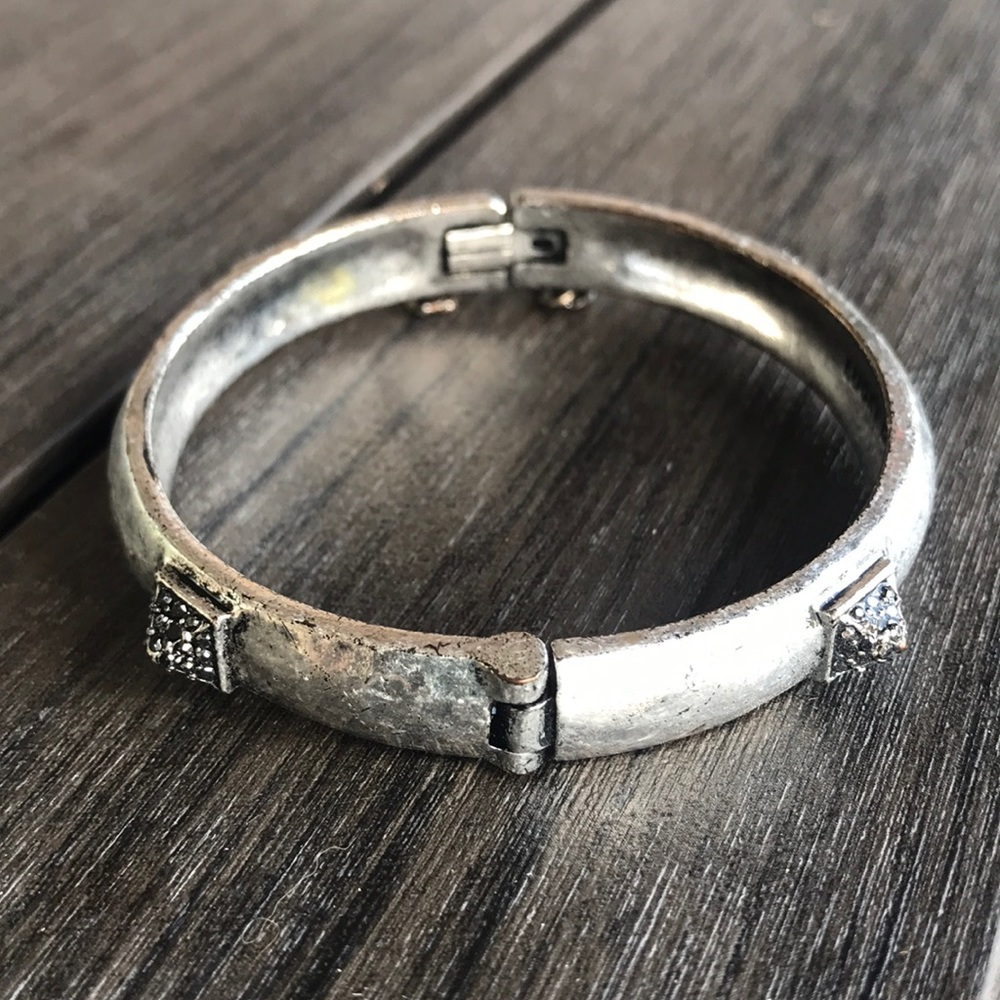 Lucky Brand Hinged Black Crystal Bangle